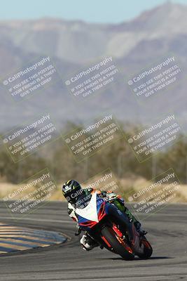 media/Dec-04-2025-Racers Edge (Thu) [[5ebc9f124d]]/3-B Group/1-Session 1 (Turn 7)/